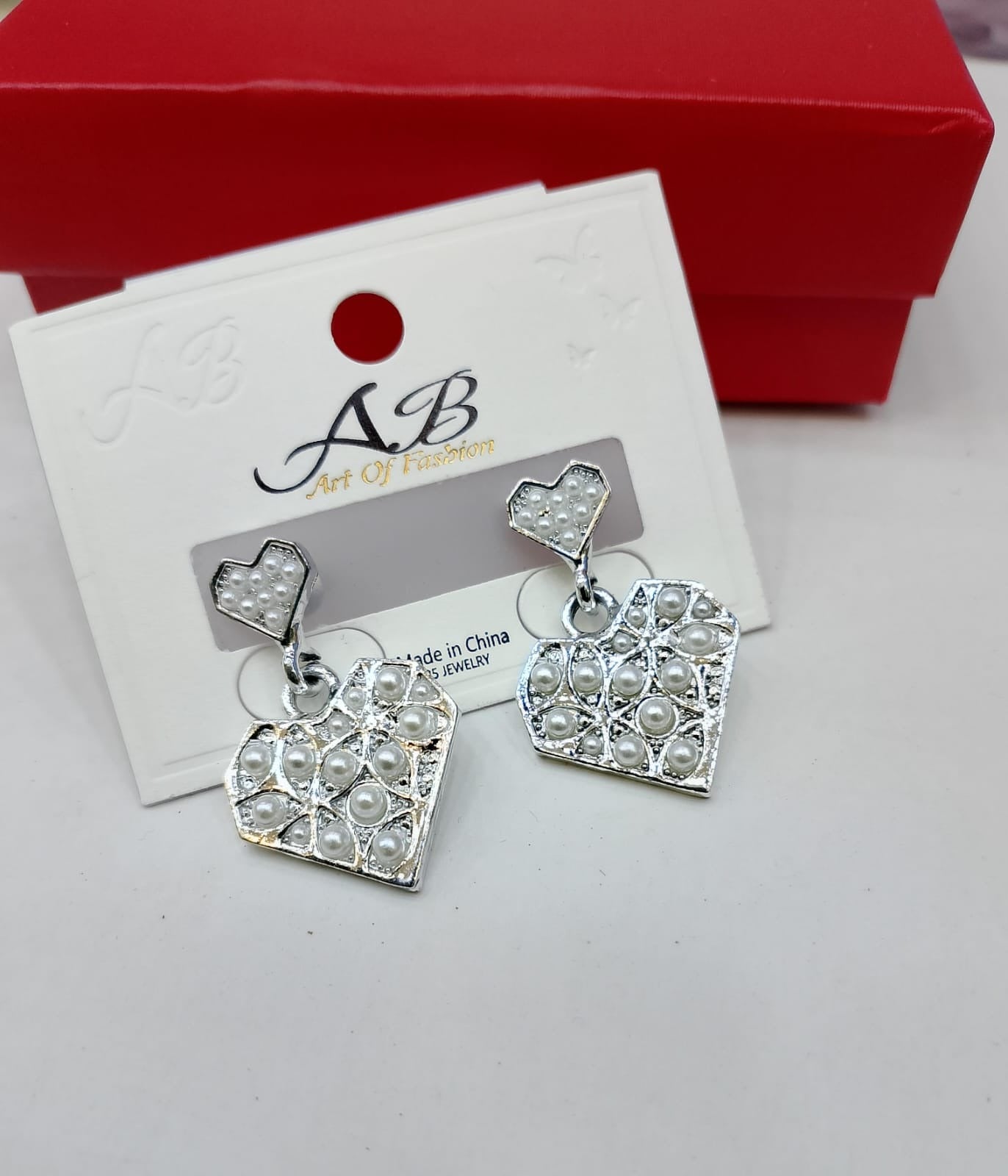 Elegant Gold-Plated Heart Pearl Drop Earrings