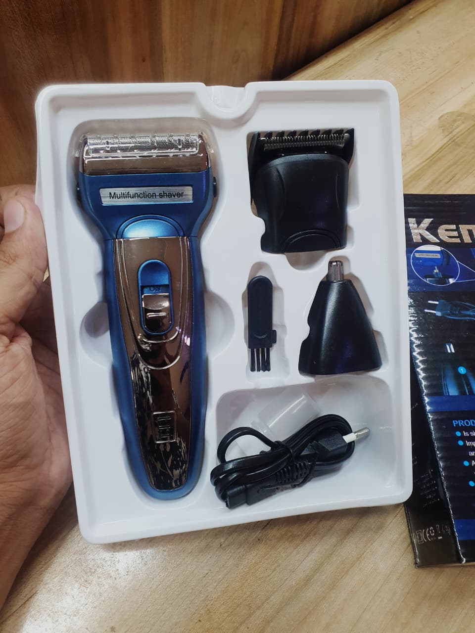 Kemei 3-in-1 Electric Shaving Machine – Trimmer, Shaver & Nose Hair Remover